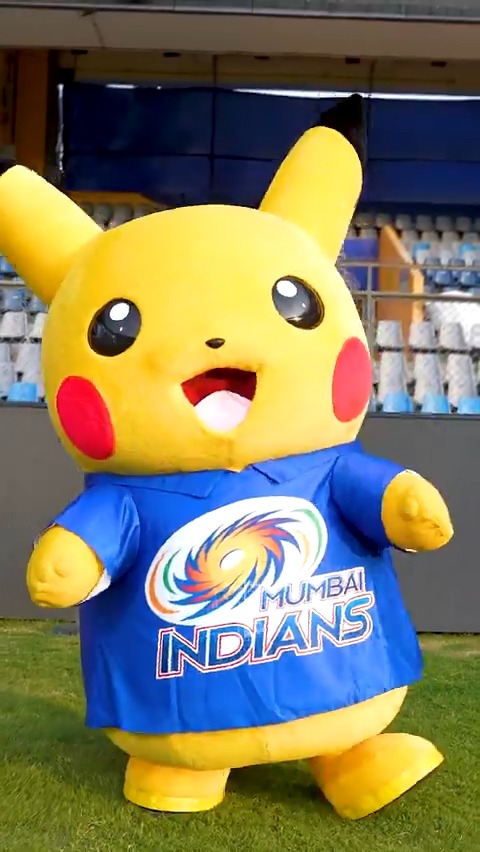 Pokèmon with Mumbai Indians. 😄