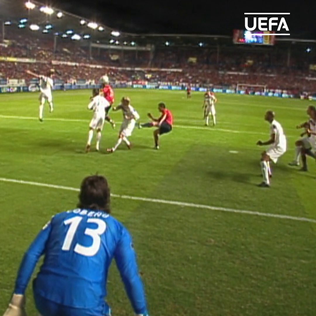 ⚽ Roberto Soldado en 2007 en unas semifinales 🔴 #UEL | C. A. OSASUNA | #OTD