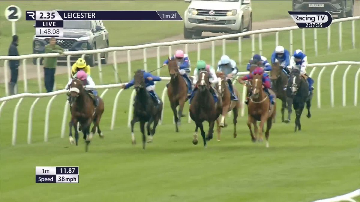 A winning start! 🙌 Quickfire double for Harry Charlton who saddles Skimmer (Kingman) to victory in the Madri Excepcional Maiden Stakes Leicester Racecourse 🥇 Oisín Murphy | Juddmonte