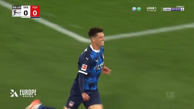 🎙 Un moment d’histoire s’est déroulé lors du match entre Stuttgart et Heidenheim sur BeIN Sports. En effet, Oscar, le fils de Jean-Charles Sabattier était aux commentaires en compagnie de GUILLOU Patrick. A-t-il la même envolée lyrique que son papa ? 🤔😄