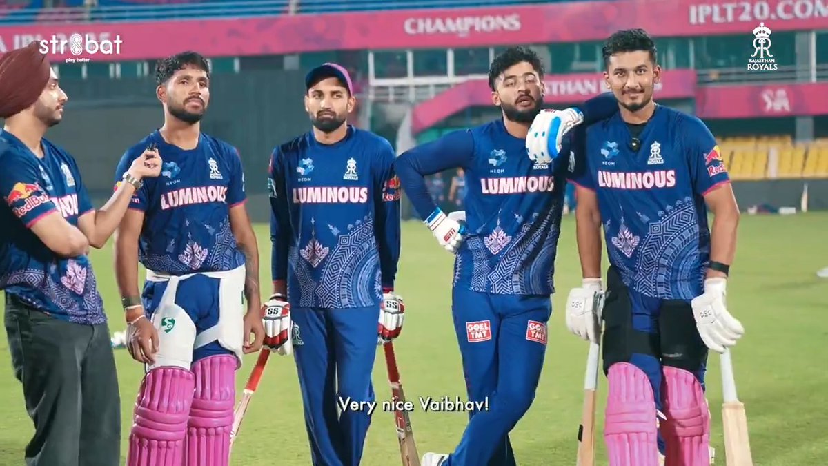 When they're up for a challenge, the fun is non-stop. Watch as our Royals take on The str8bat Challenge. 👀👌🔥