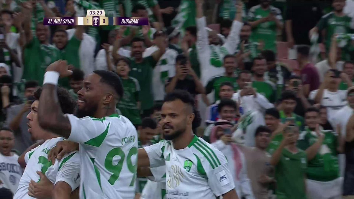 A rocket from Riyad Mahrez in the AFC Champions League quarterfinal! 🚀