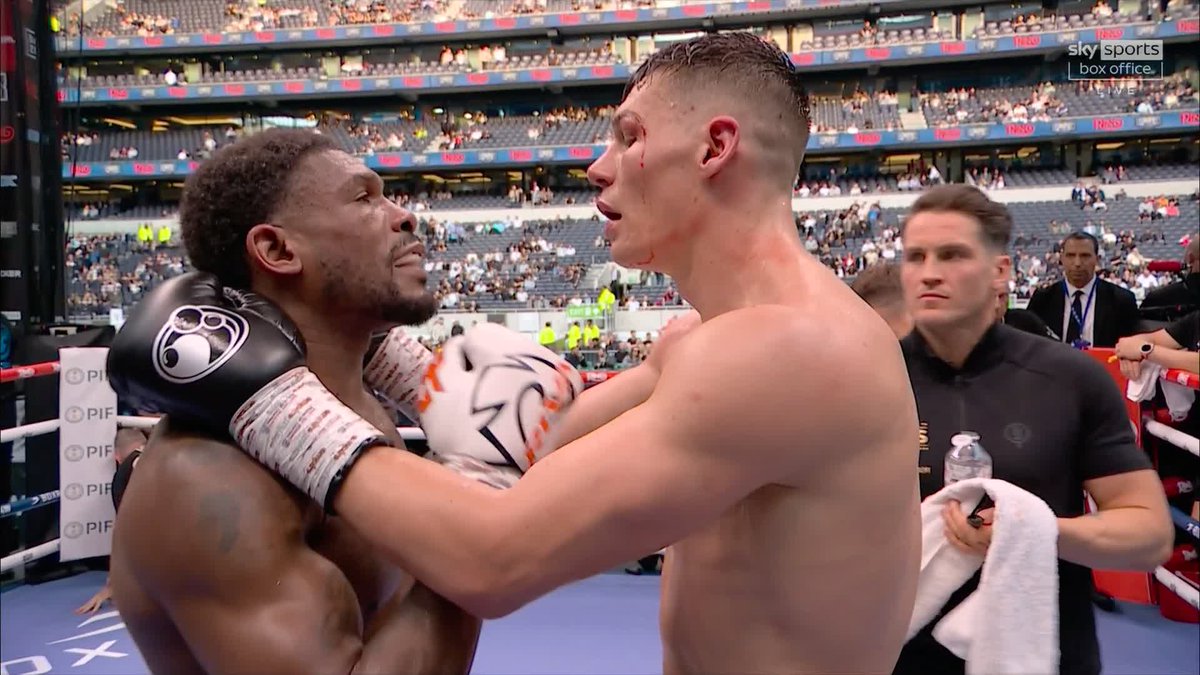 Chris Billam-Smith and Brandon Glanton bury the hatchet 🤝 #EubankBenn | Tonight | Live on Sky Sports Box Office 📲 Watch here: