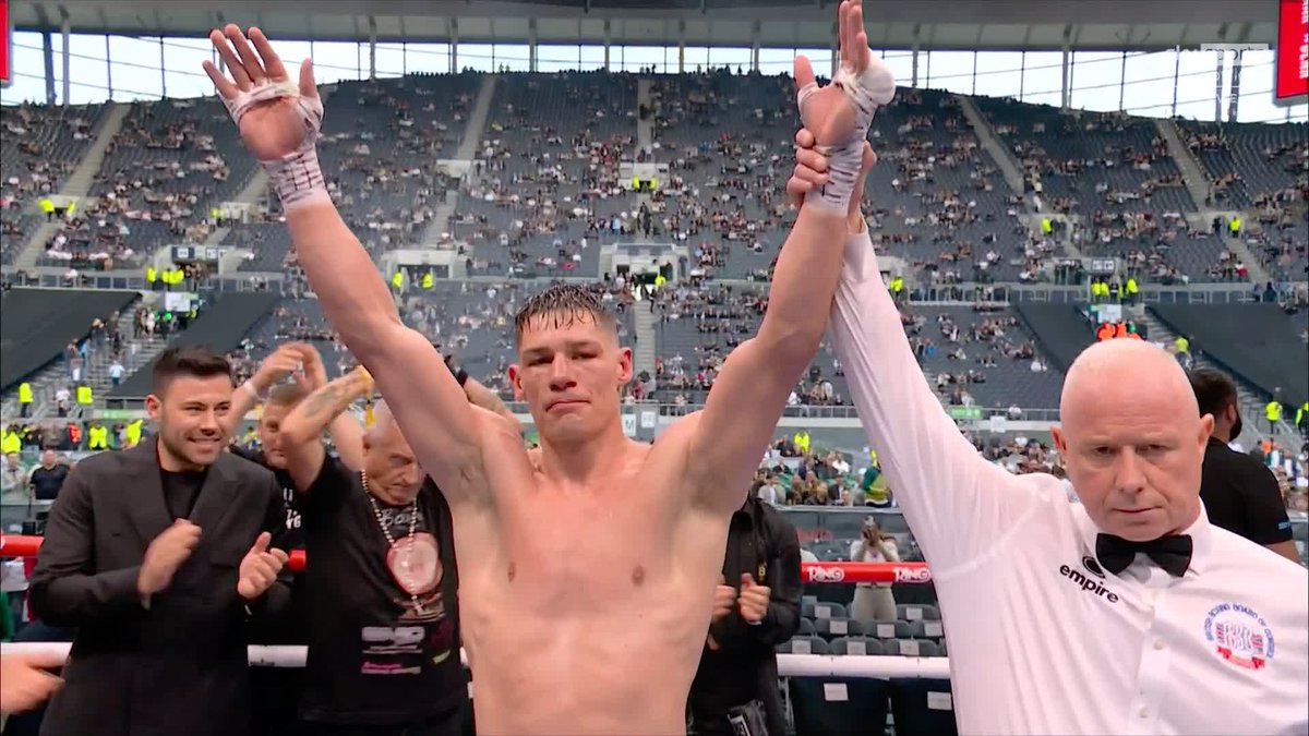 116-113 116-112 116-112 Chris Billam-Smith defeats Brandon Glanton by unanimous decision 🙌 #EubankBenn | Tonight | Live on Sky Sports Box Office 📲 Watch here: