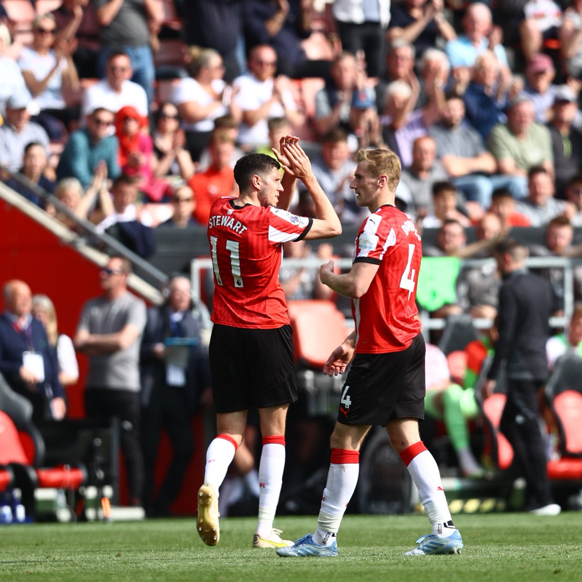 "They've been a massive help." ❤️ Ross Stewart pays tribute to his teammates and staff following his first St Mary's start: