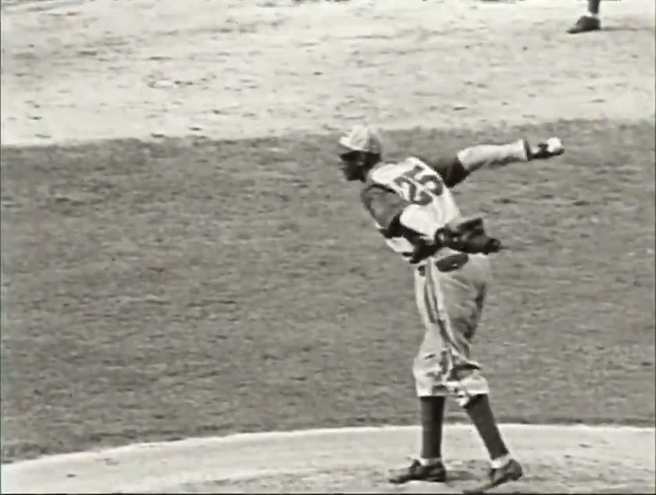 Satchel Paige's windup is incredible to watch 😮