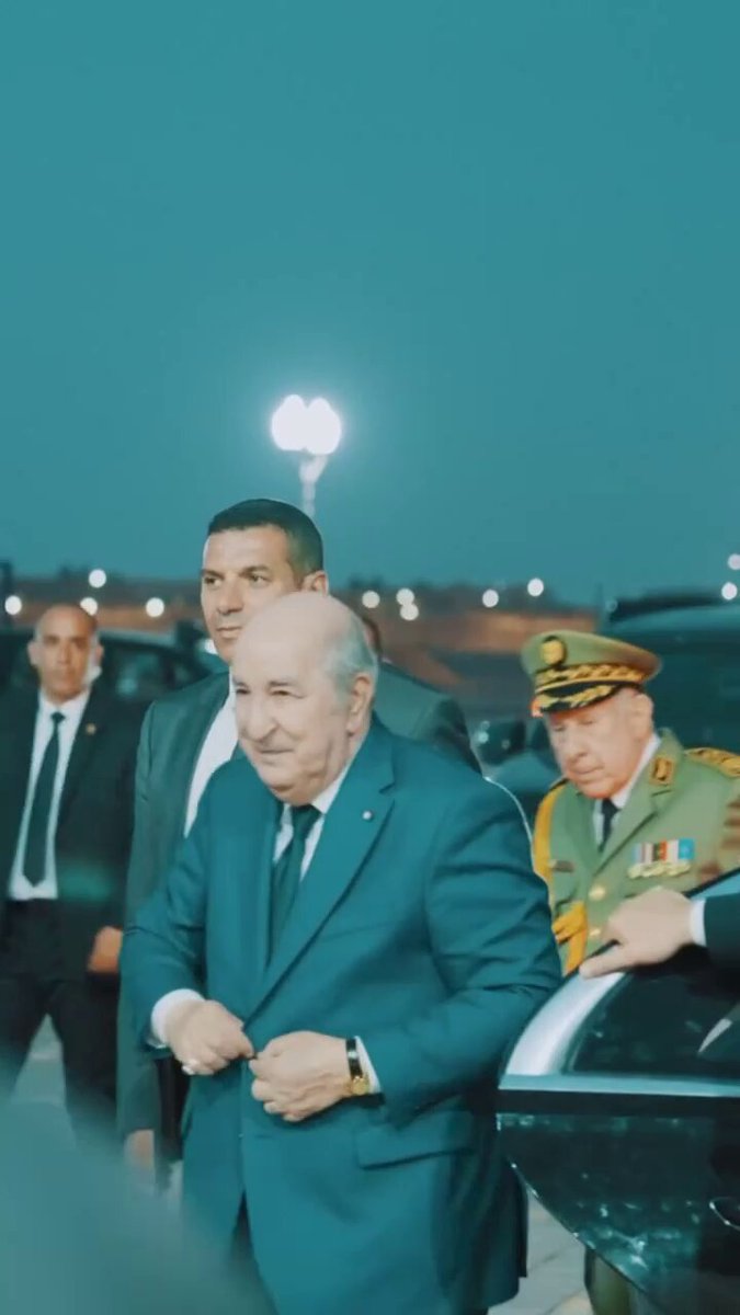 🇩🇿 La Présidence algérienne publie une vidéo de l'inauguration par le président Tebboune de la PREMIÈRE FACULTÉ DE MÉDECINE DANS LE SUD DU PAYS DEPUIS L'INDÉPENDANCE, située à Béchar.⤵️⤵️