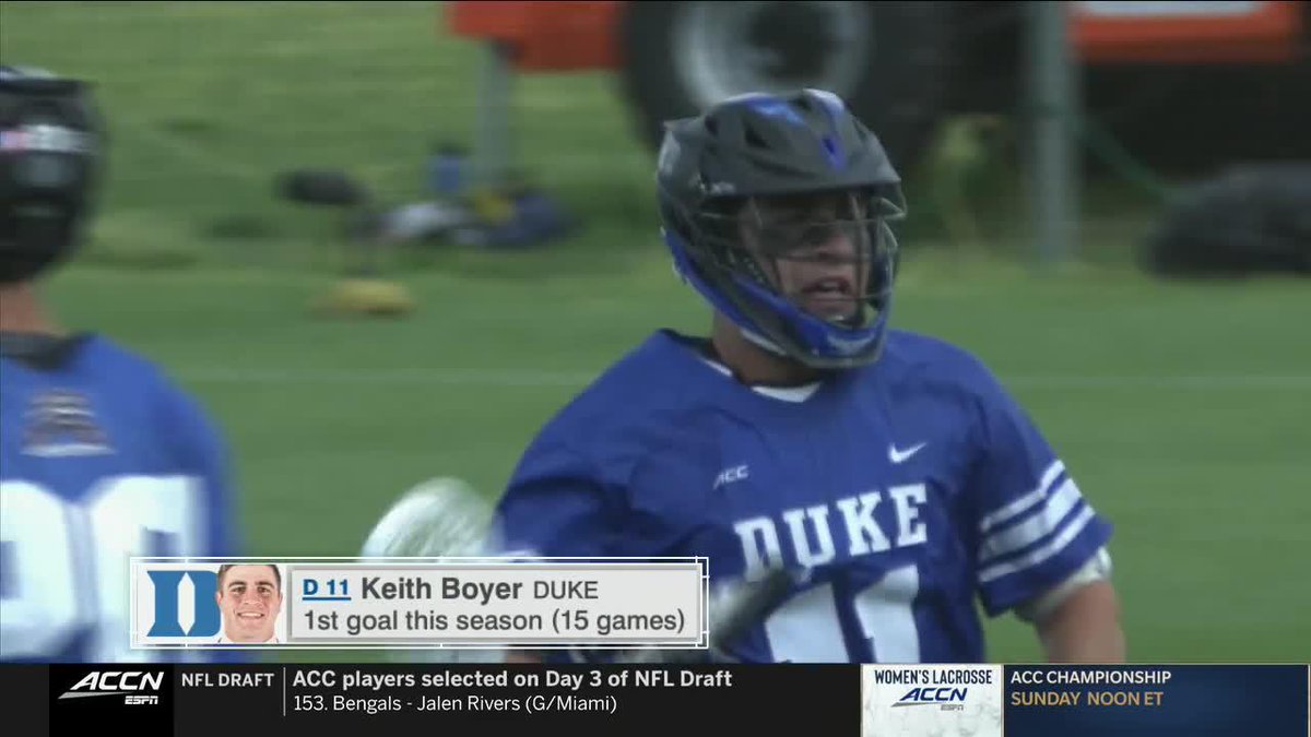 ANDREW MCADOREY BTB PASS TO KEITH BOYER 😳🔥 That's Keith's first of the season! 📺 ACC Network #GoDuke
