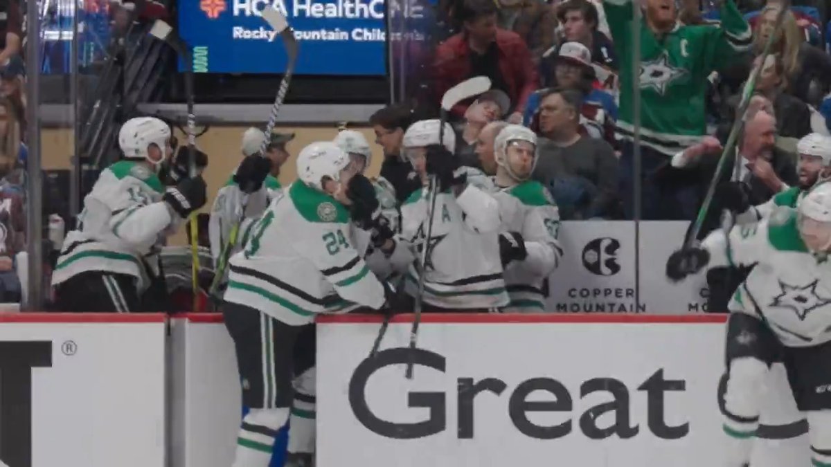 "𝐖𝐞'𝐫𝐞 𝐛𝐮𝐢𝐥𝐭 𝐟𝐨𝐫 𝐭𝐡𝐢𝐬." 🚧 Behind the scenes of a playoff road win. #TexasHockey