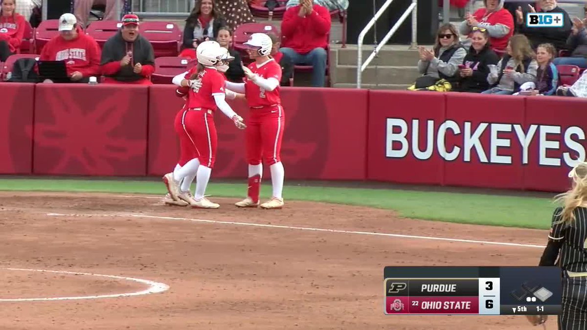 INSIDE THE PARK HOME RUN FOR TAYLOR CRUSE 😲‼️ Ohio State Softball leads Purdue, 8-3 #B1GSoftball on B1G+ 💻