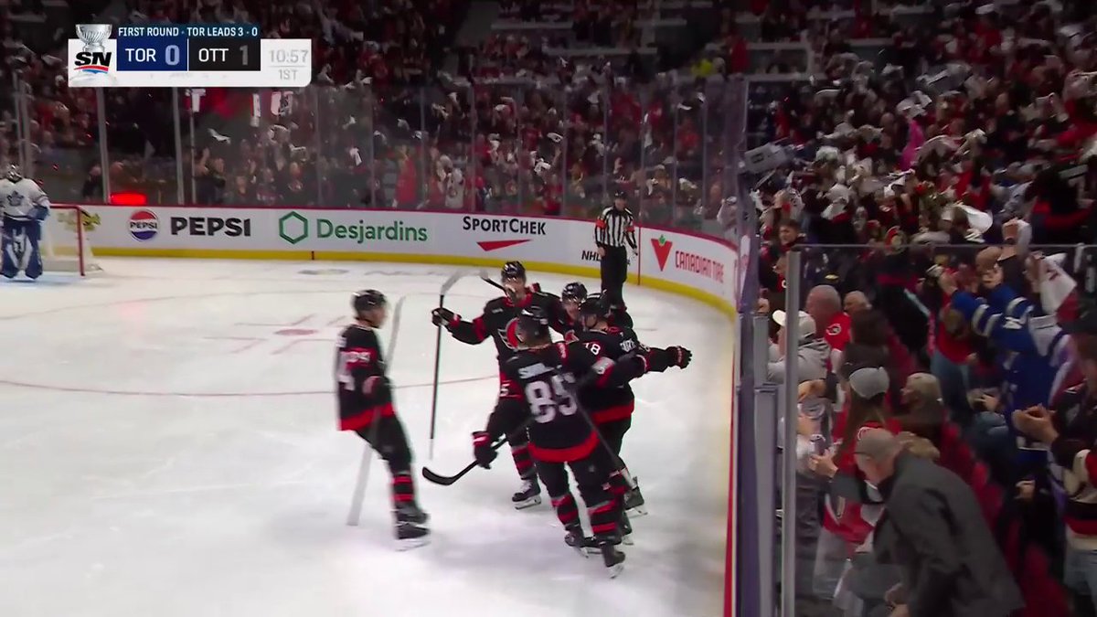 BULLSEYE 🎯 Tim Stützle opens the scoring for the Ottawa Senators in Game 4! #StanleyCup 🇺🇸: NHLonTNT (TBS) & Sports on Max ➡️ 🇨🇦: Sportsnet or stream on Sportsnet+ ➡️