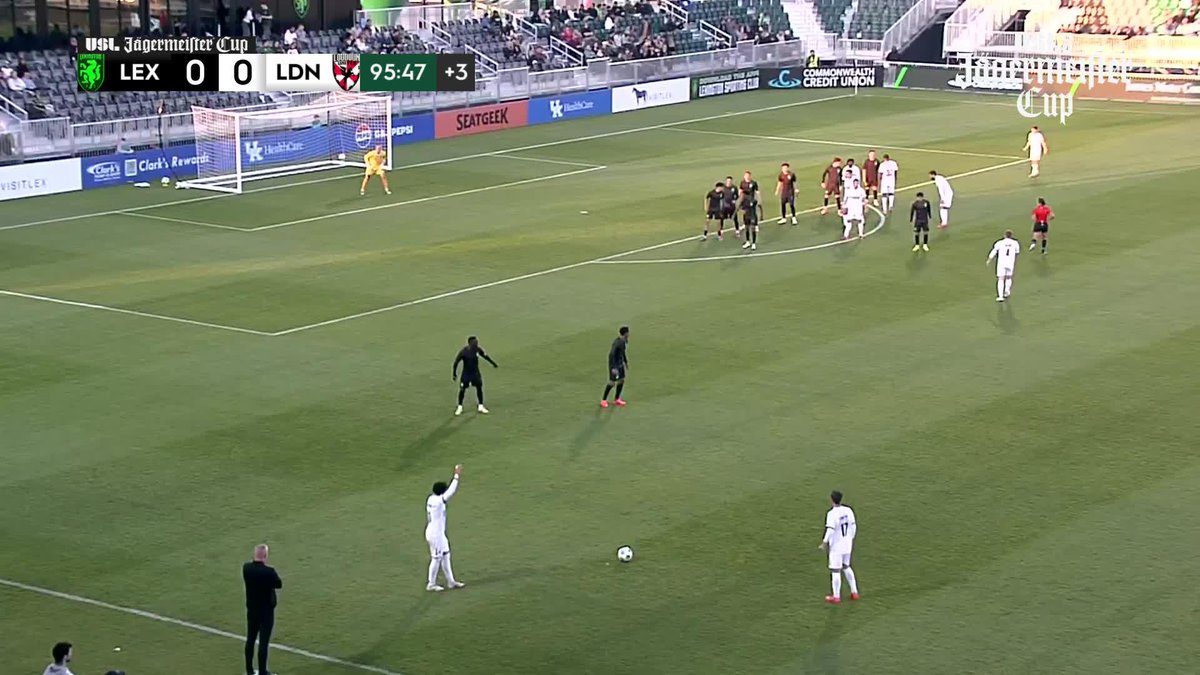 JOSH ERLANDSON WINS IT FOR @LOUDOUNUNITEDFC ON NEARLY THE LAST KICK OF THE MATCH 😱 #USLJägermeisterCup