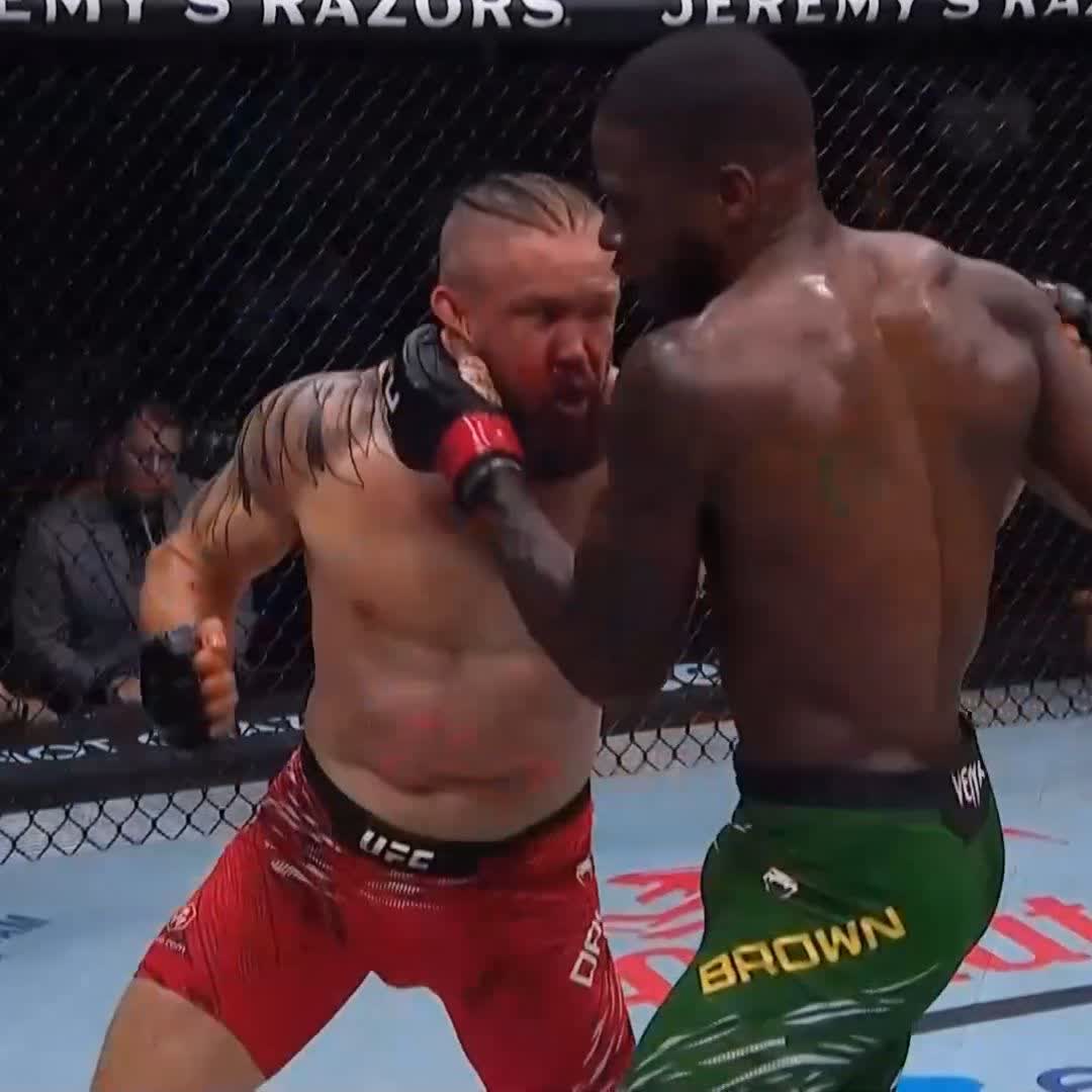 QUE LOCURA!!! #UFCKansasCity
