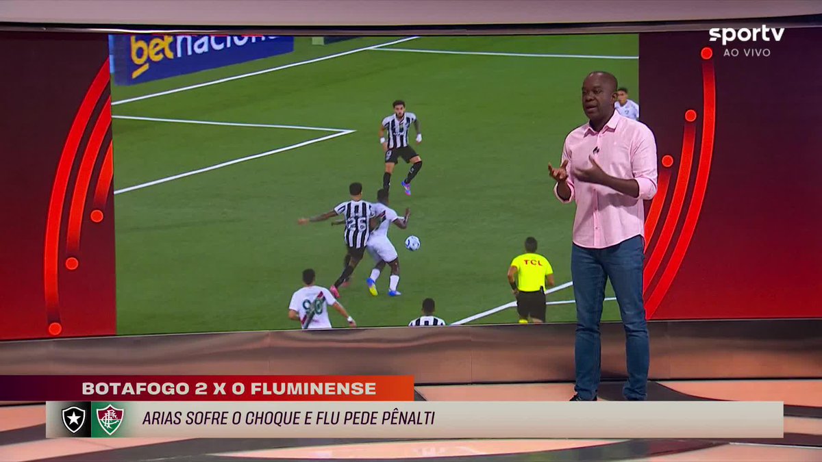 Comentarista de arbitragem, PC Oliveira concorda com a arbitragem e não vê pênalti em lance entre Gregore e Arias