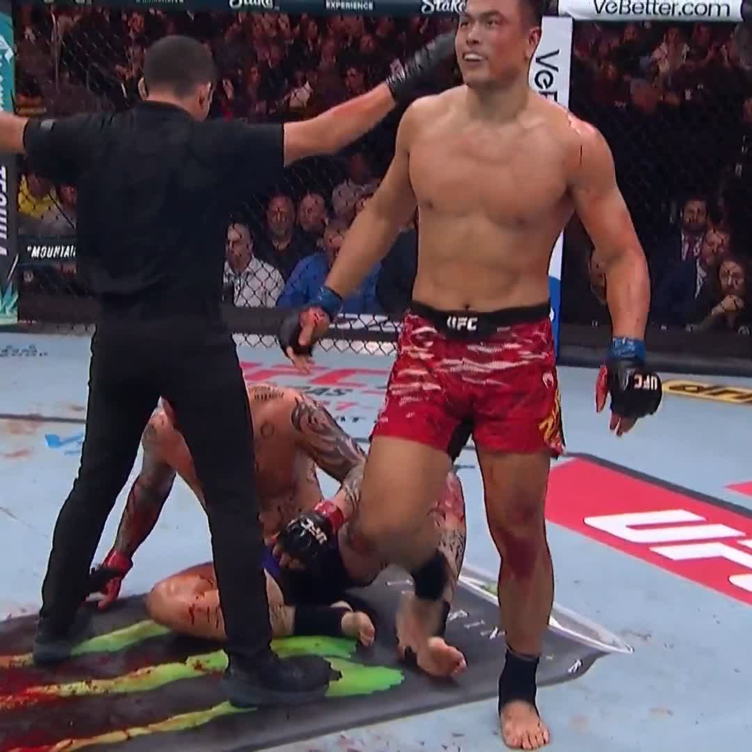 STILL never passed the first round! 😳 🇨🇳 Zhang Mingyang is not here for your fairytale endings! #UFCKansasCity