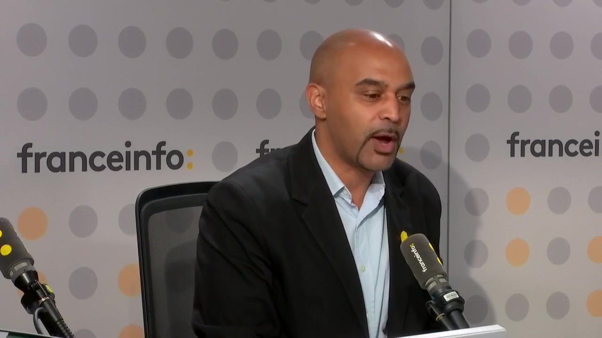 🔴 Meurtre dans une mosquée du Gard ➡️ "Ce qui est étonnant, c'est la timidité des réactions de certains responsables politiques. Je me demande si M. Retailleau, hier, avait piscine", dénonce Dominique Sopo, président de l'association SOS Racisme.