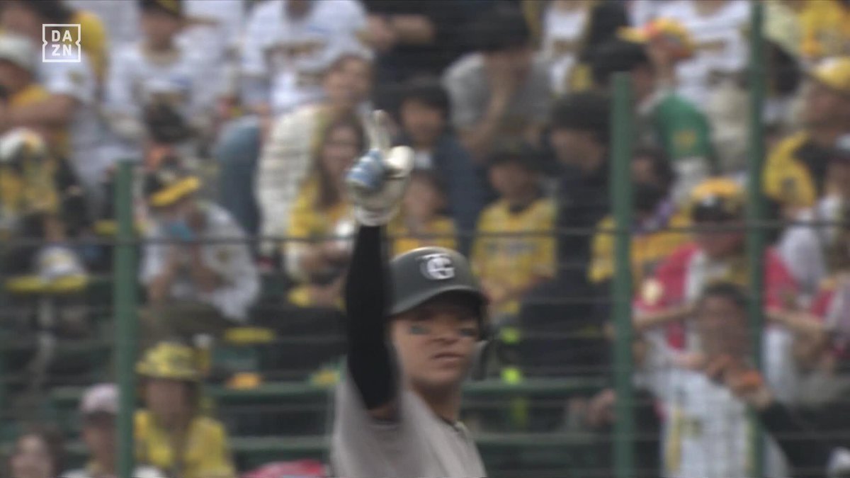 チームを笑顔に導く一打 岸田行倫 代打タイムリー 勝ち越したのはジャイアンツ ⚾プロ野球(2025/4/27) 🌸阪神×巨人 📱Live on DAZN #オレをみろ #ジャイアンツ
