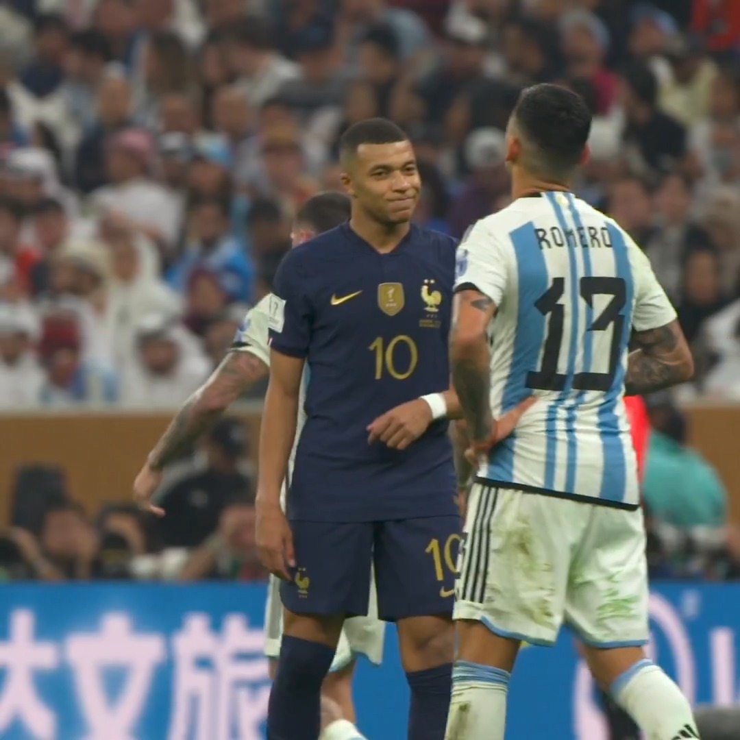 🛡️ Cuti Romero, un guardián de la defensa argentina. 🇦🇷 #CopaMundialFIFA