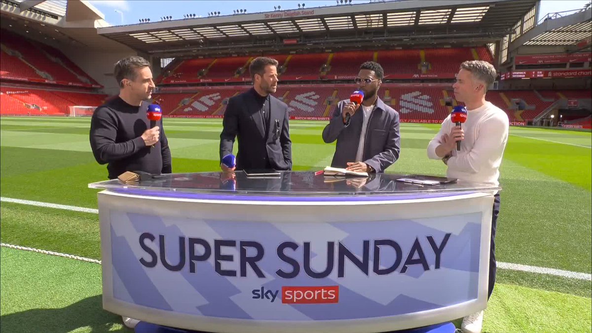 "Manchester United has become a graveyard for players and coaches" 🪦 Gary Neville gives his opinion on a potential overhaul of players at Manchester United 👀