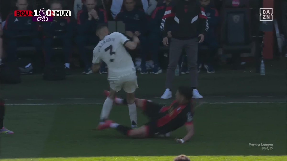 Karate Kid 💥🔥🟥 #PremierLeagueDAZN ⚽🏴