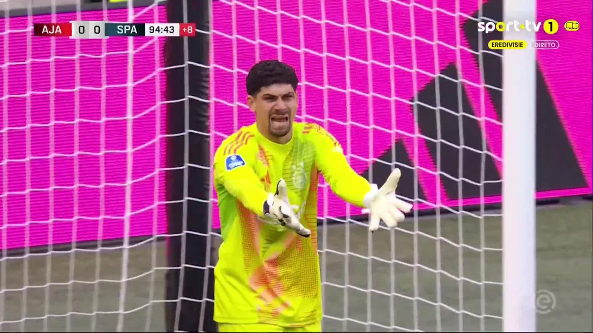 Desatenção de Matheus colocou o Ajax em maus lençóis 🥵 #sporttvportugal #EREDIVISIEnaSPORTTV #Eredivisie #Ajax #SpartaRoterdão