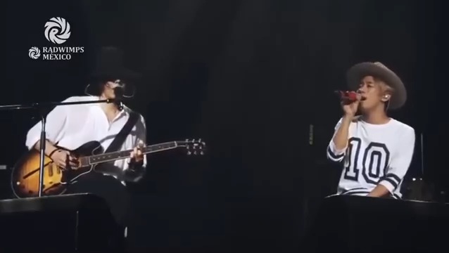 過去の今日=2016年4月28日 ONE OK ROCK のTakaが参加した楽曲「バイ・マイ・サイ」の発売日。10年前にRADWIMPSが単独でリリースした既存曲だが、2015年に対バンした際のコラボ(動画)があまりにも良かったため、再レコーディングがされ音源化。収益はすべて熊本地震での被災地に寄付された。