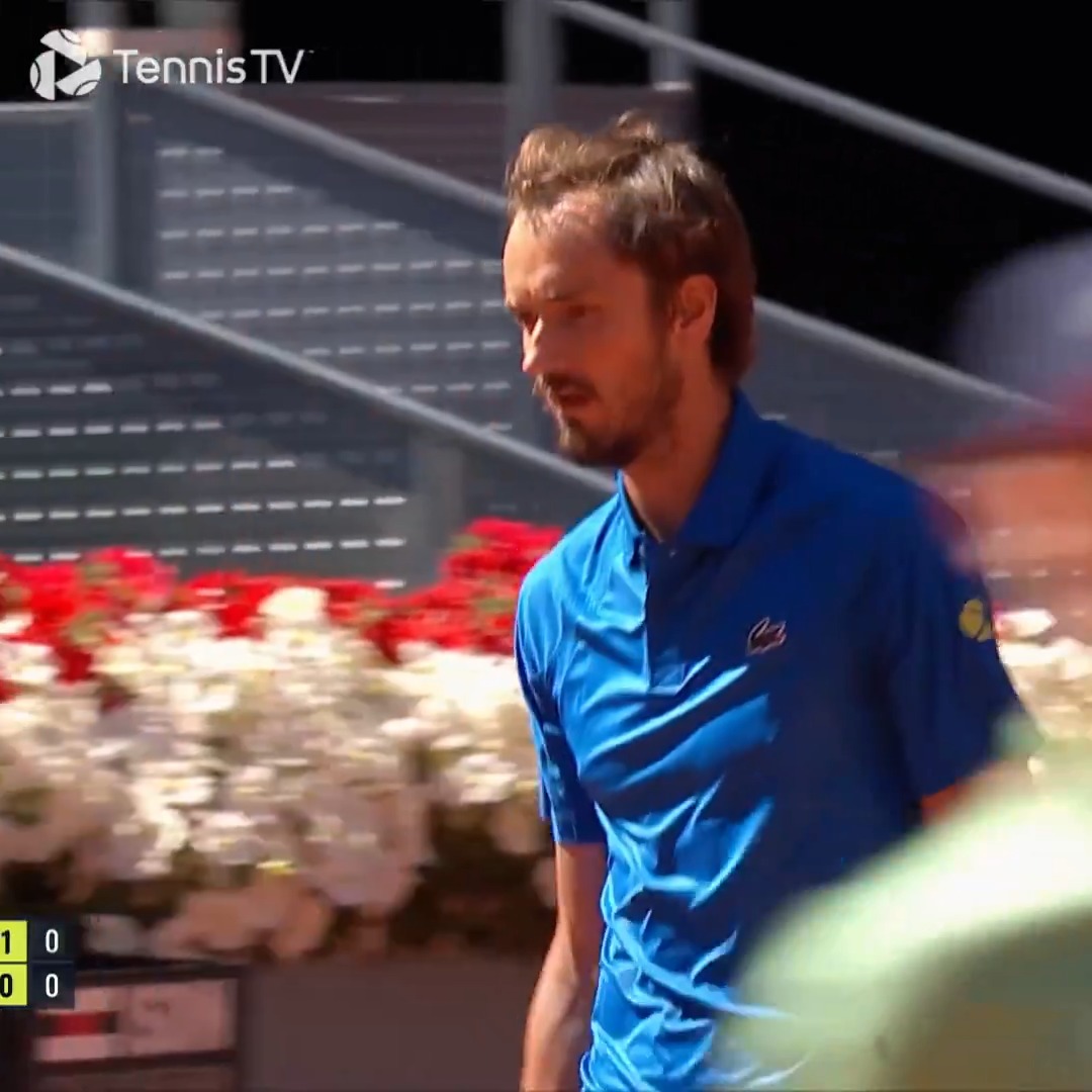 Meddy Unleashed 😤 Daniil Medvedev has waited all week to get on court ⏳ #MMOpen