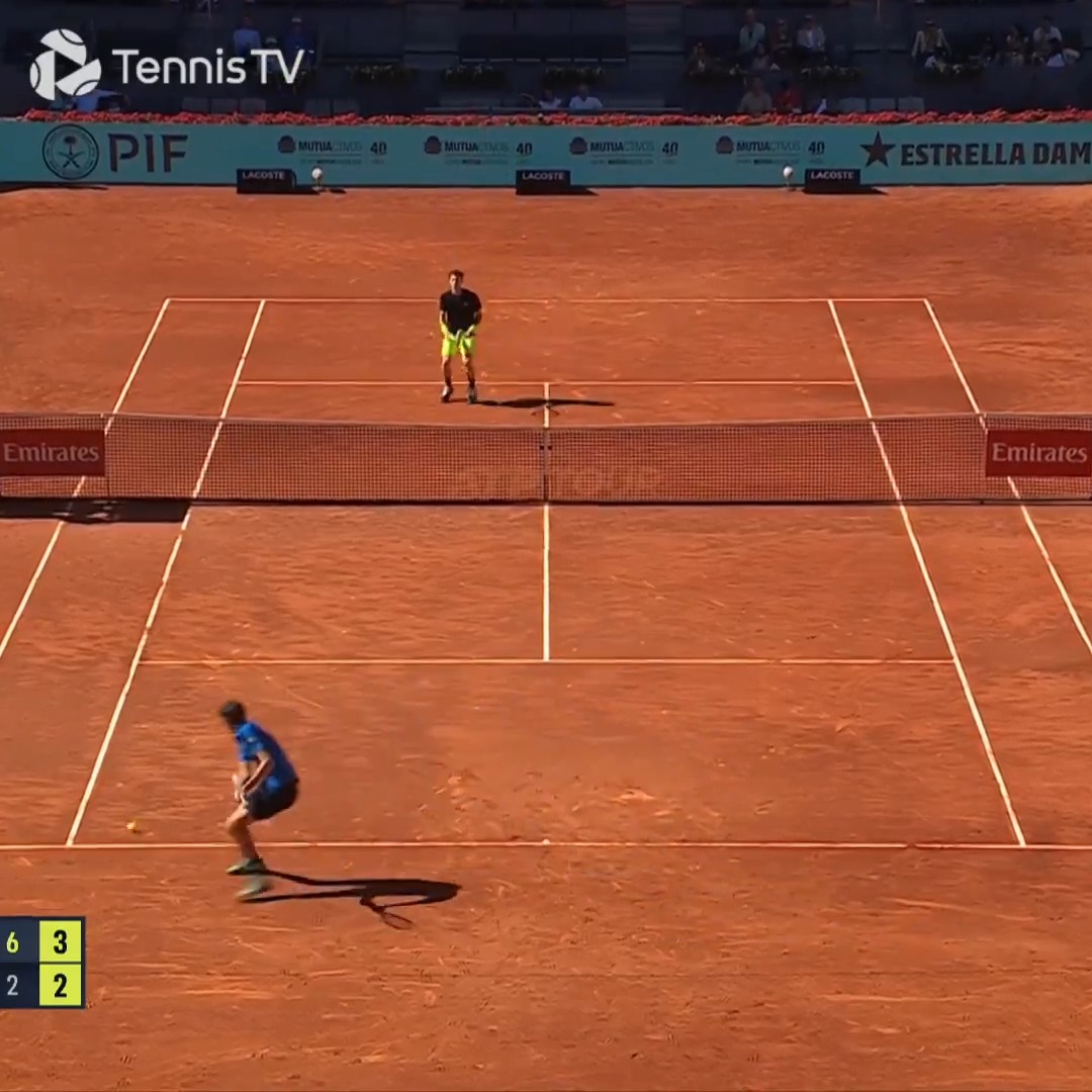 He's feeling it today 🔥 Daniil Medvedev #MMOpen