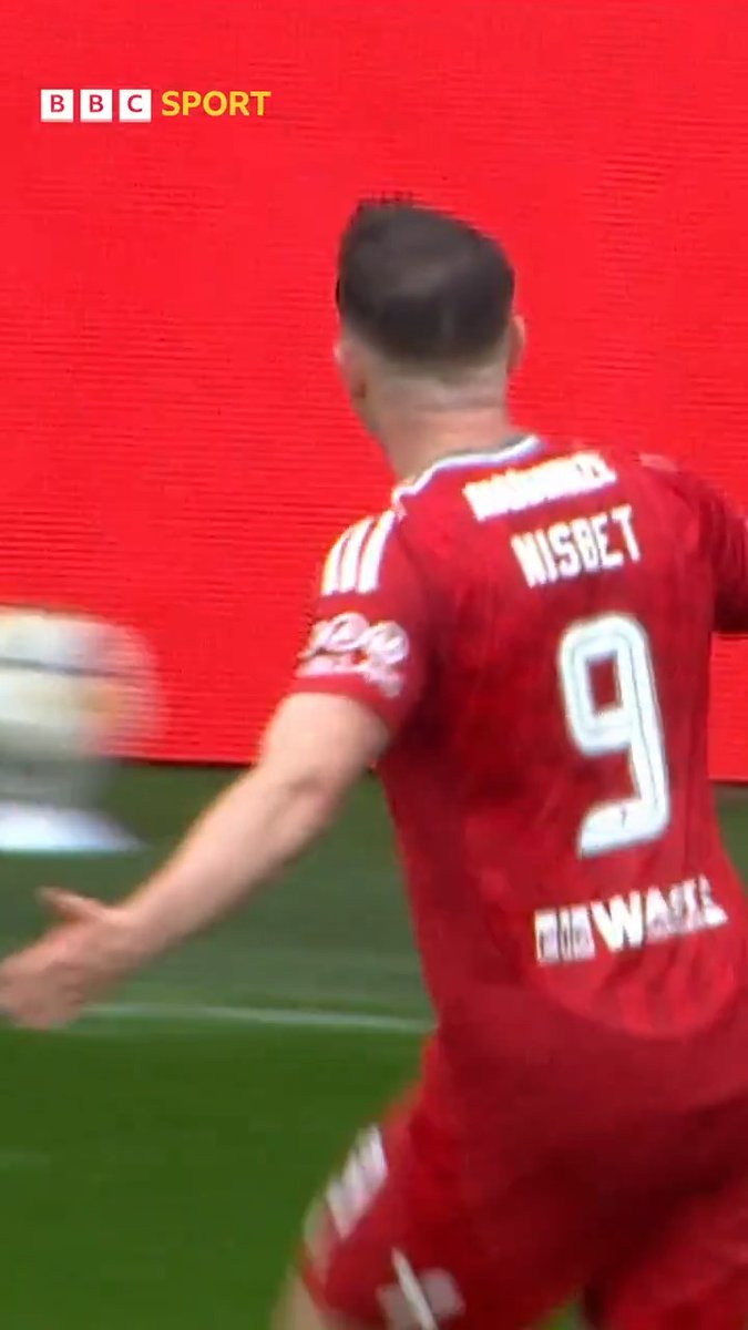 🗣️ "That is sensational" 🔥 Kevin Nisbet brings Pittodrie to life with a stunning late winning goal against his old club Hibernian. #BBCFootball