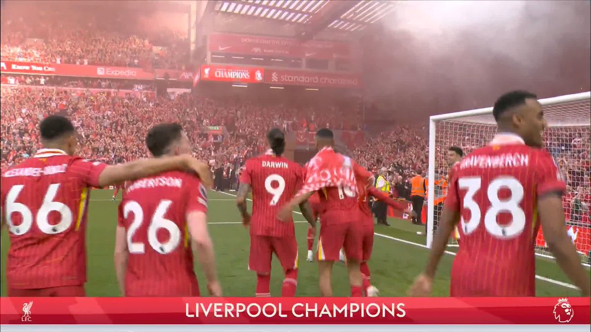 "The scenes are just wild" 🤯 Liverpool are enjoying themselves 🔴