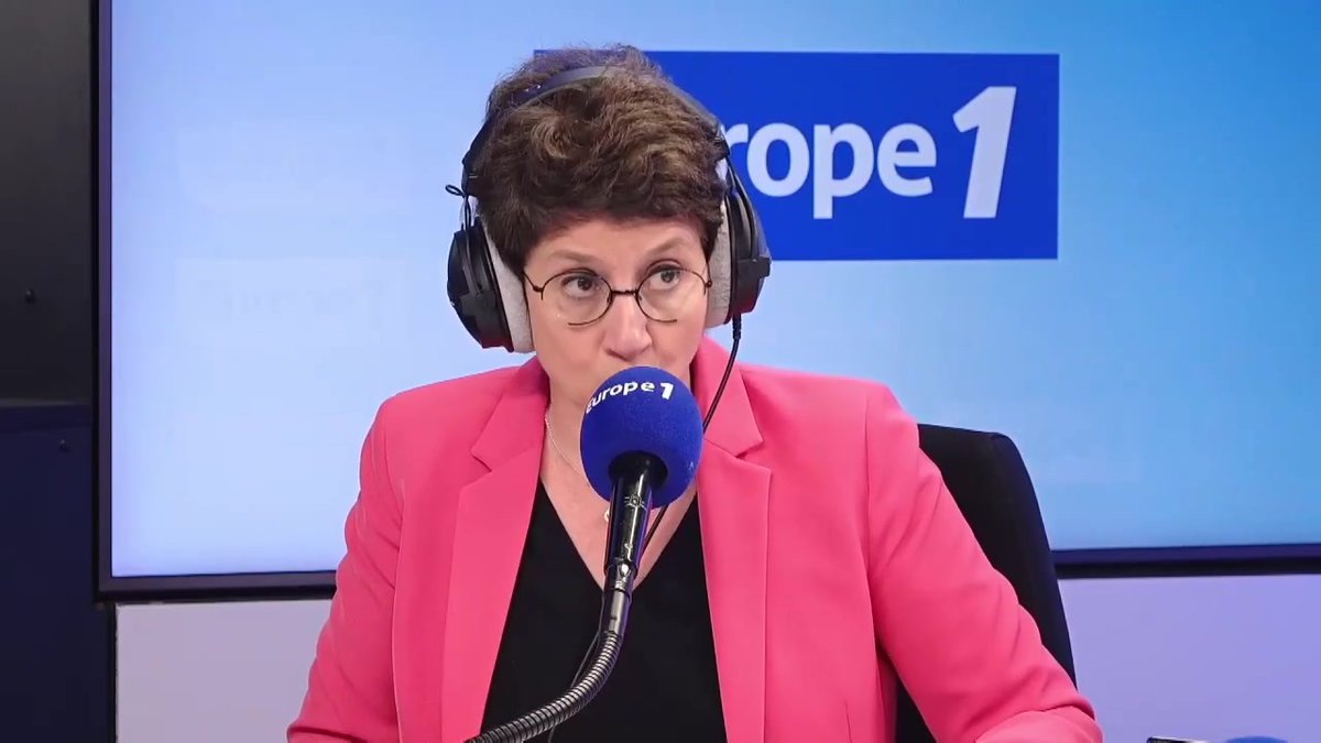 « Quand un algérien a égorgé trois catholiques dans la cathédrale de Nice, je n’ai pas entendu Jean-Luc Mélenchon appeler à une manifestation contre la cathophobie » note Véronique Jacquier, journaliste politique à Cnews dans #Europe1SoirWE avec Pascale de La Tour sur #Europe1