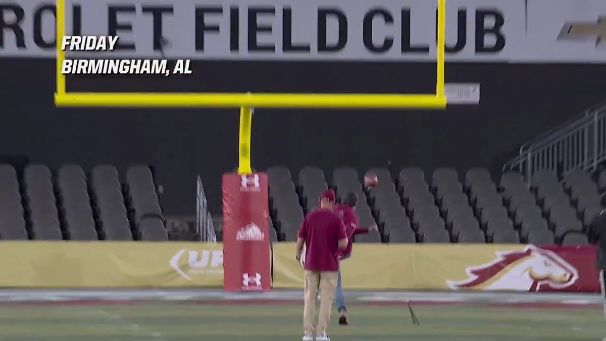 😂🏈 The kick was good and that's all that matters. Ryan Blaney | UFLonFOX