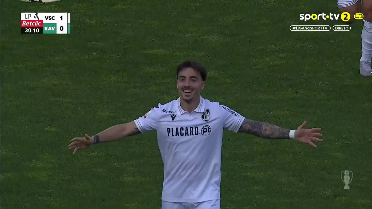 JOÃO MENDES FEZ UM GOLAÇO DO MEIO DA RUA 😱 #sporttvportugal #LIGAnasporttv #ligaportugalbetclic #VitóriaSC #RioAveFC #betanolp