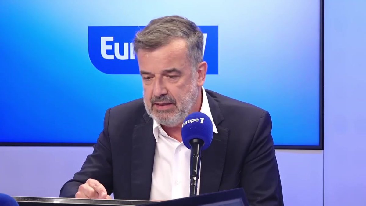 «Avec Trump c’est toujours la même chose, il matraque avec des tweets rageurs mais à chaque fois il a toujours davantage que ce qu’il avait au début» note Régis Le Sommier, grand reporter dans #Europe1SoirWE avec Pascale de La Tour sur #Europe1
