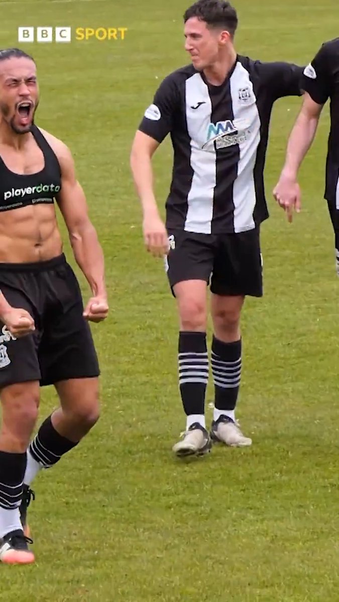 "Could he do it on a cold afternoon in Elgin?" 🤔 Dajon Golding can.. A brilliant solo goal from the Elgin City man who jinks past a host of Stranraer players to score. #BBCFootball