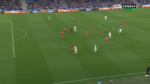 #Ligue1 🇫🇷 : WOOOOW ! Quelle inspiration géniale de Gouiri pour faire le break pour l'OM 😱 Le but de l'année ?