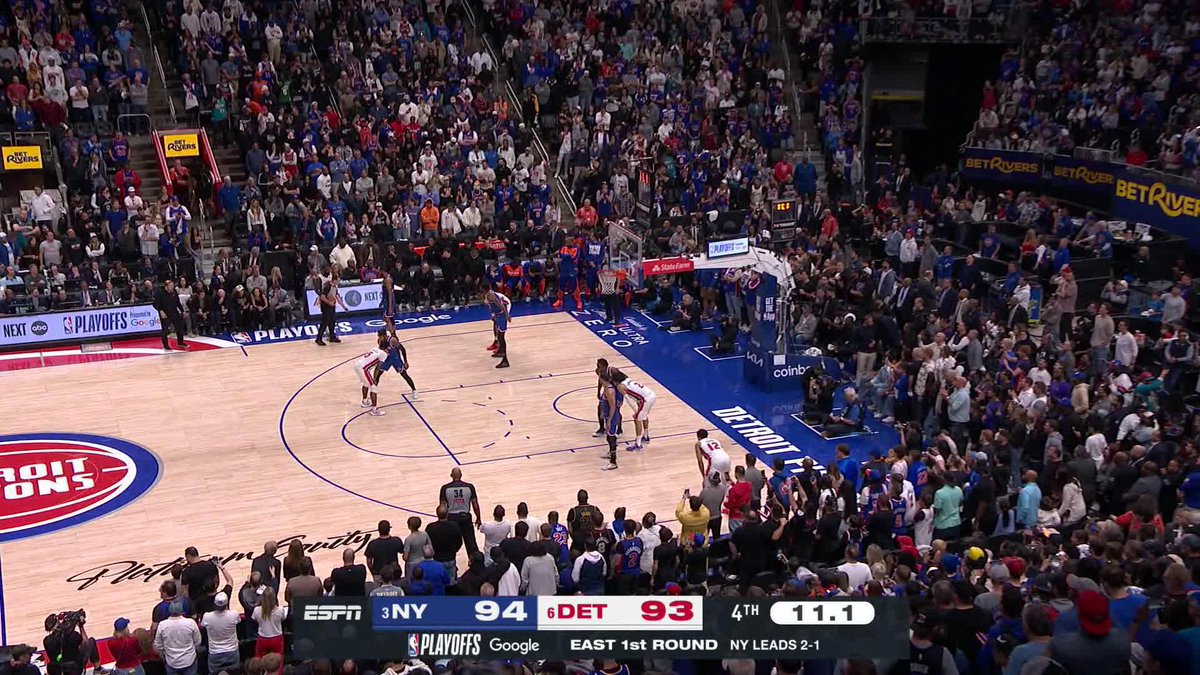 Pistons fans were FURIOUS about this no-call involving some contact with Josh Hart on Tim Hardaway Jr.’s potential game-winner 👀 Good no-call or missed foul? 🤔