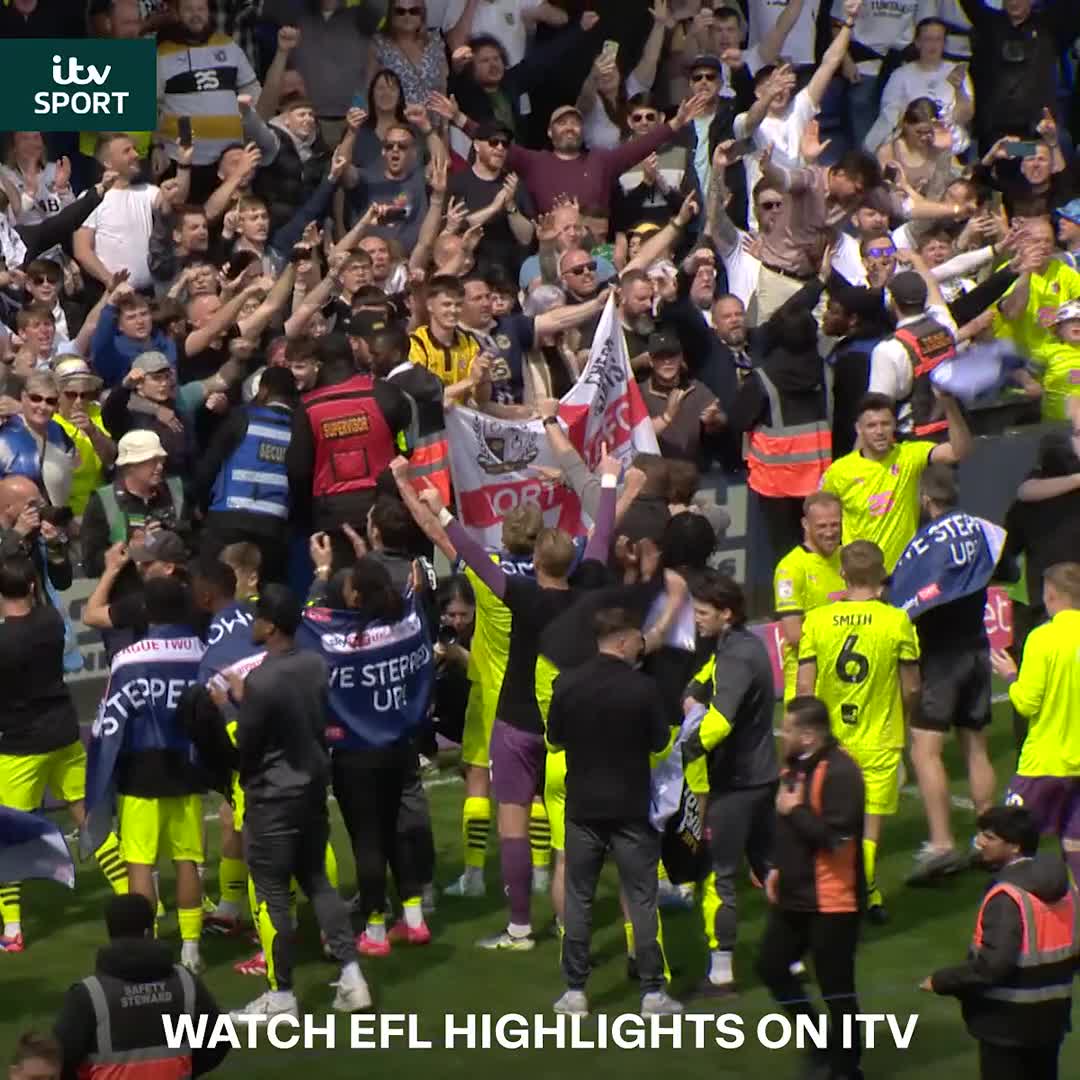 Limbs of the weekend? Port Vale when they scored the goal that clinched promotion away at Wimbledon yesterday. Love it! 👏 #PVFC