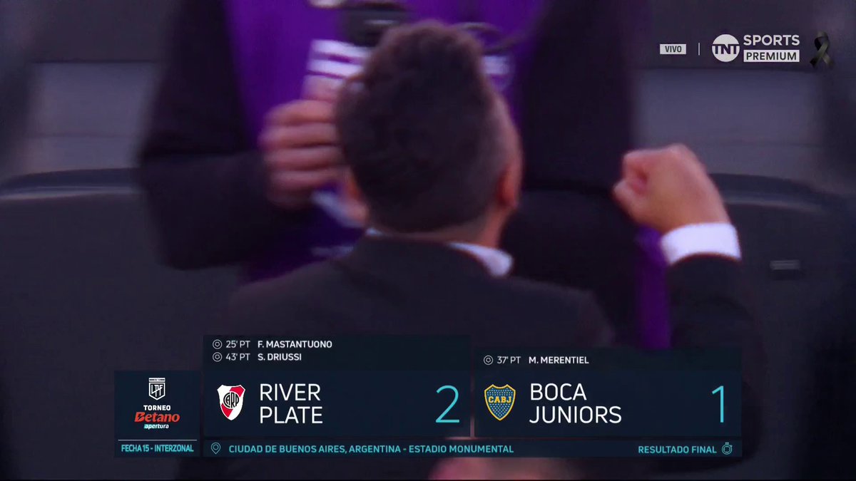 Volvió y ya le ganó los dos Superclásicos. Los tiene de nietos.