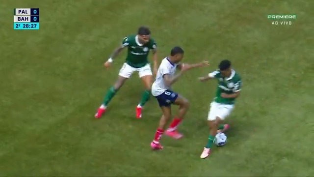 A "rabiscada" do Jean Lucas no Estêvão.🖊️