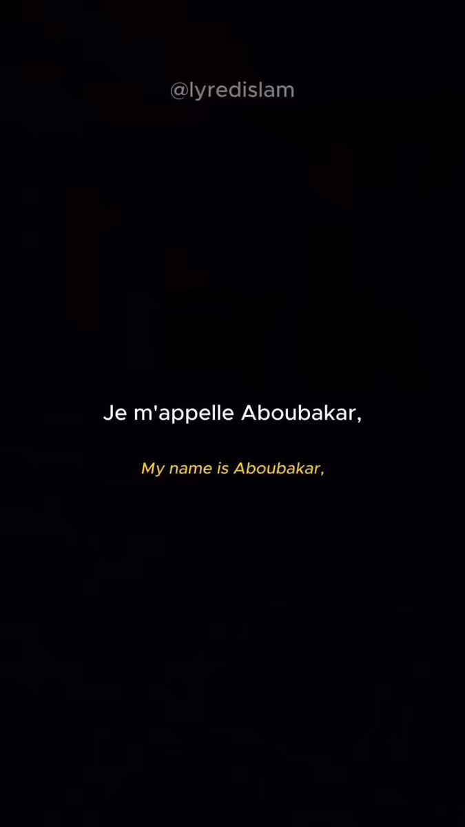 Aboubakar, martyr en prière. Quelques lignes en hommage à notre trèret. Aboubakar, mort prosterné en prière, un vendredi, dans la mosquée qu'il chérissait tant. Il laisse derrière lui l'image d'un homme souriant, d'un fidèle engagé à l'œuvre pour la communauté.