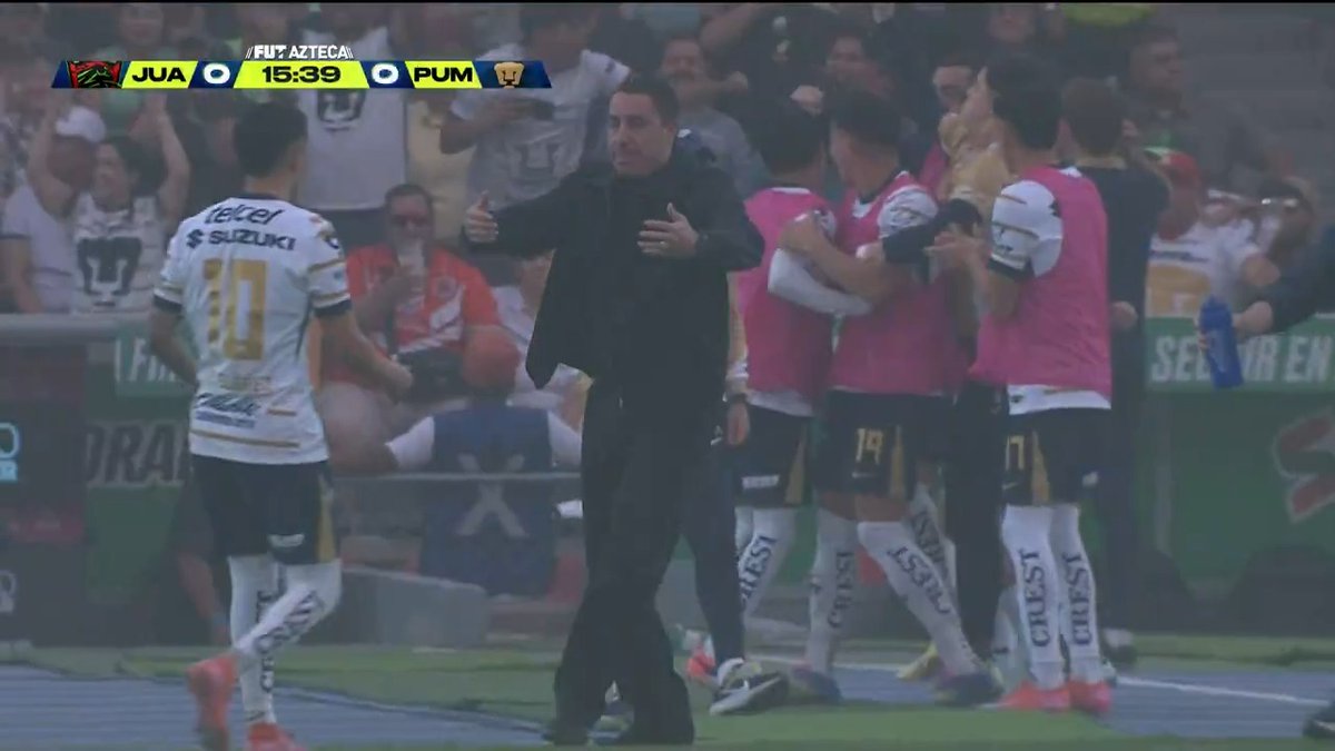 Pasa el tiempo y Memote Martinez se me asemeja cada vez más a Oribe Peralta. Ese recorte era muy suyo y ahora verlo en Martínez es gratificante.