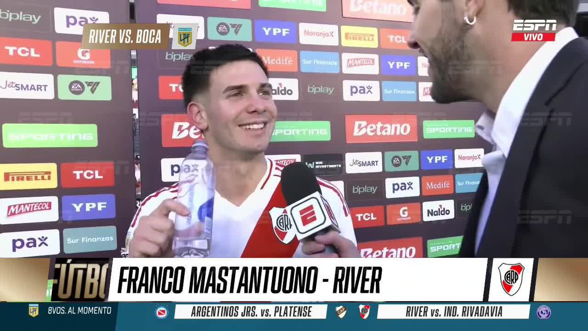 "Es golazo, lindo gol." Mastantuono reaccionando a su tiro libre.