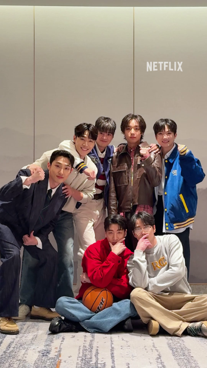 그냥 보면 귀엽지만, 알고 보면 무서운 단체 사진.jpg <약한영웅 Class 2>, 지금 오직 넷플릭스에서. * 눌러서 크게 보기 *