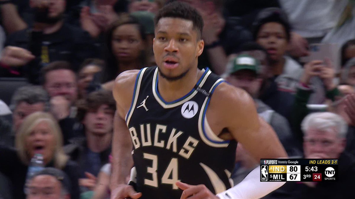 GIANNIS ELEVATED FOR THE PUTBACK 💥