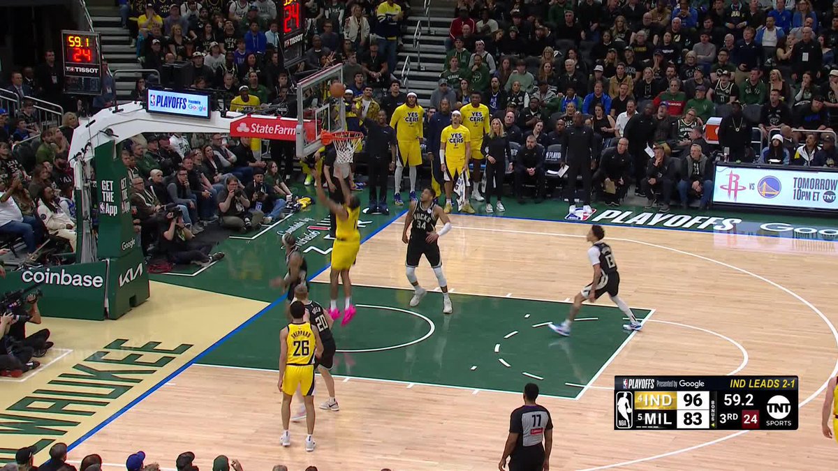 NESMITH SWAT, HALI AND-1 😳 What a sequence from the Indiana Pacers!