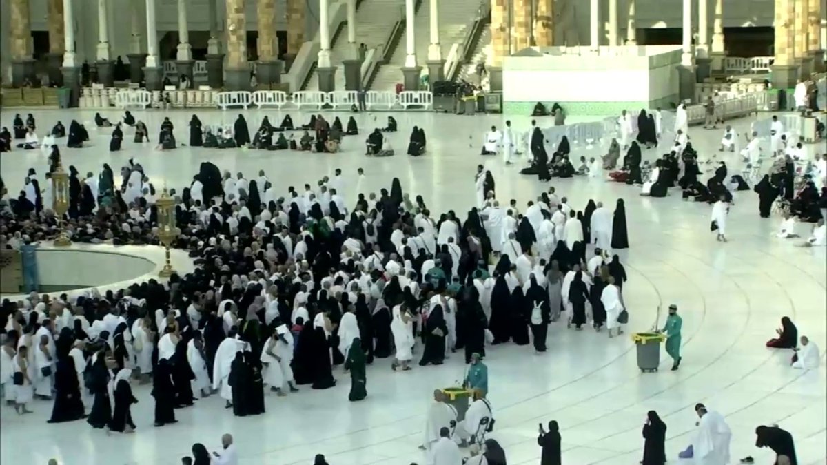 A small crowd perform Tawaaf in Masjid Al Haram this morning