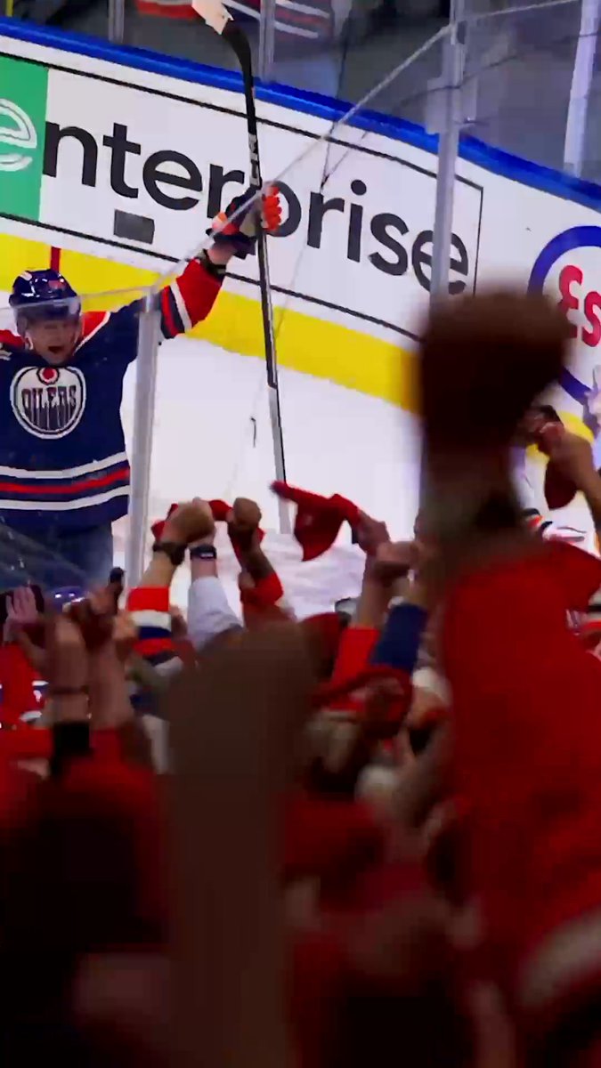 Said it once and we'll say it again. There's nothing like #StanleyCup Playoffs hockey. 🔊