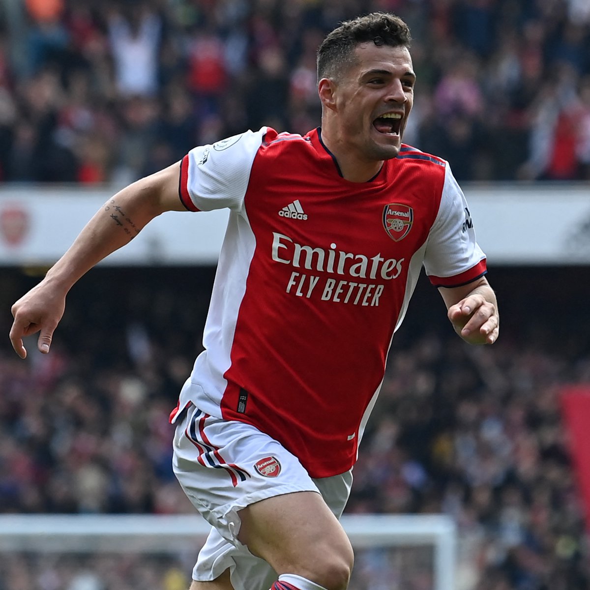 Here are Granit Xhaka 10/10 screamers that you'll like to watch, 🧵 Let's dive into the thread 🪡