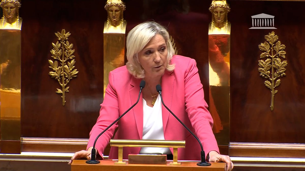 Combien de familles ont été privées de se chauffer dignement, se déplacer et même cuisiner au seul motif de satisfaire vos illuminations pénitentes dont vous vous exonérez d’ailleurs dans vos propres vies ? Combien d’usines, d’artisans ou de commerçants ont fait faillite ?